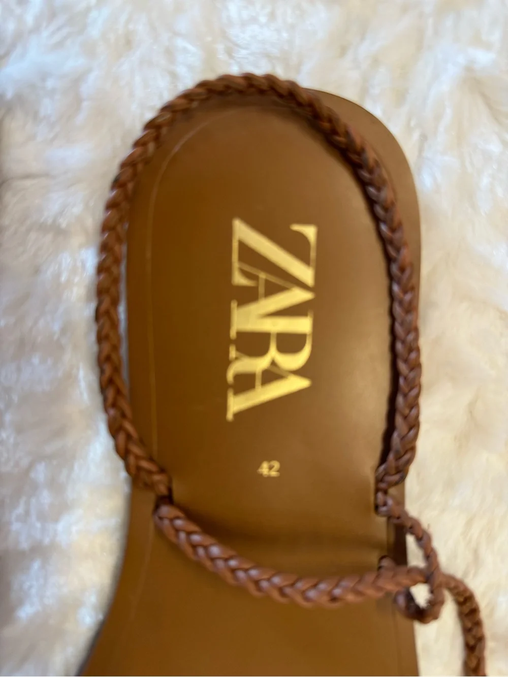 Zara Women's Braided Leather Flat Sandals - In Cognac- Size 42 or 11 - Picture 7 of 11